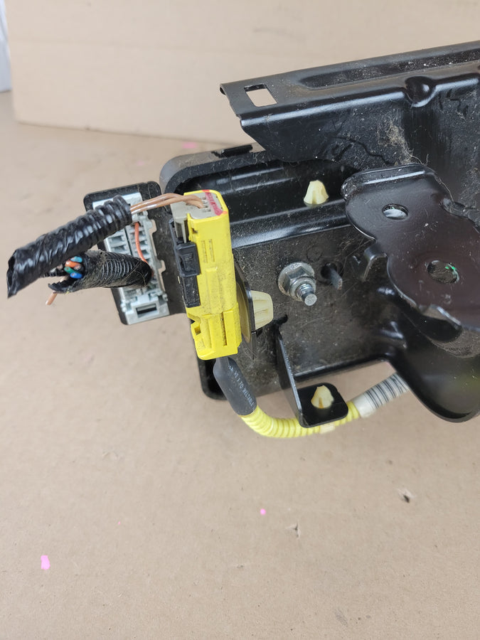 2014 2015 2016 2017 2018 2019 2020 Acura MDX Driver KNEE Airbag + VIN AVAILABLE
