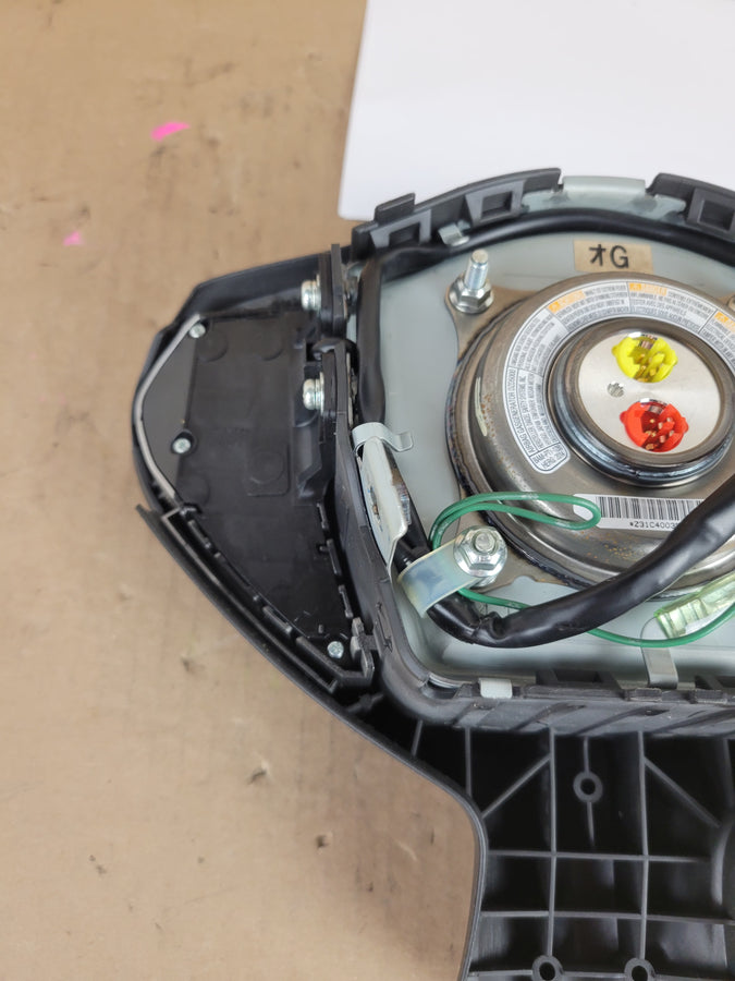 2009 2010 2011 2012 2013 2014 2015 2016 2017 2018 2019 2020 Nissan 370Z Driver Steering Wheel Airbag